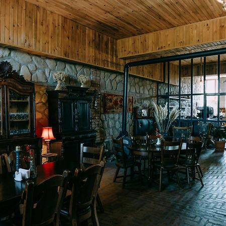 Hotel & Wine Cellar Arge Телави Екстериор снимка