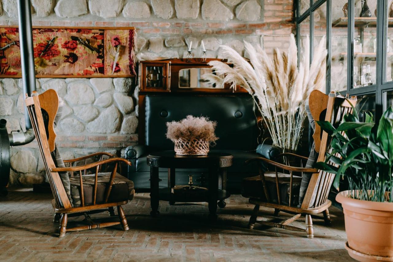 Hotel & Wine Cellar Arge Телави Екстериор снимка