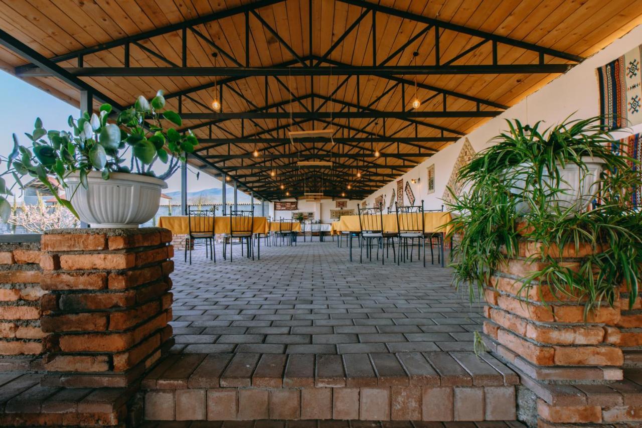 Hotel & Wine Cellar Arge Телави Екстериор снимка