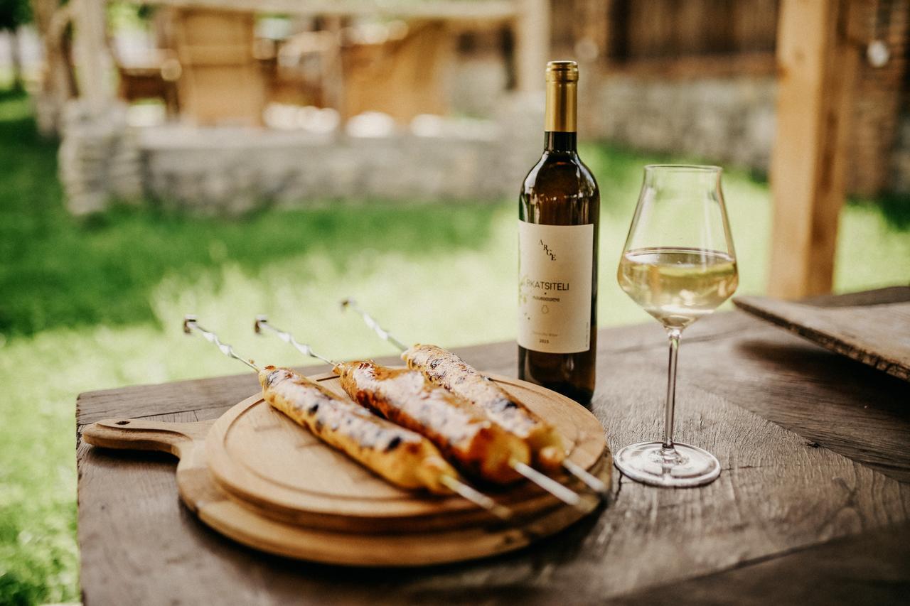 Hotel & Wine Cellar Arge Телави Екстериор снимка